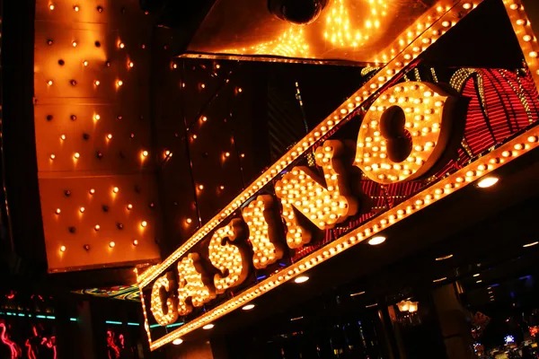 sakura188 mobile platform showing live football and casino games